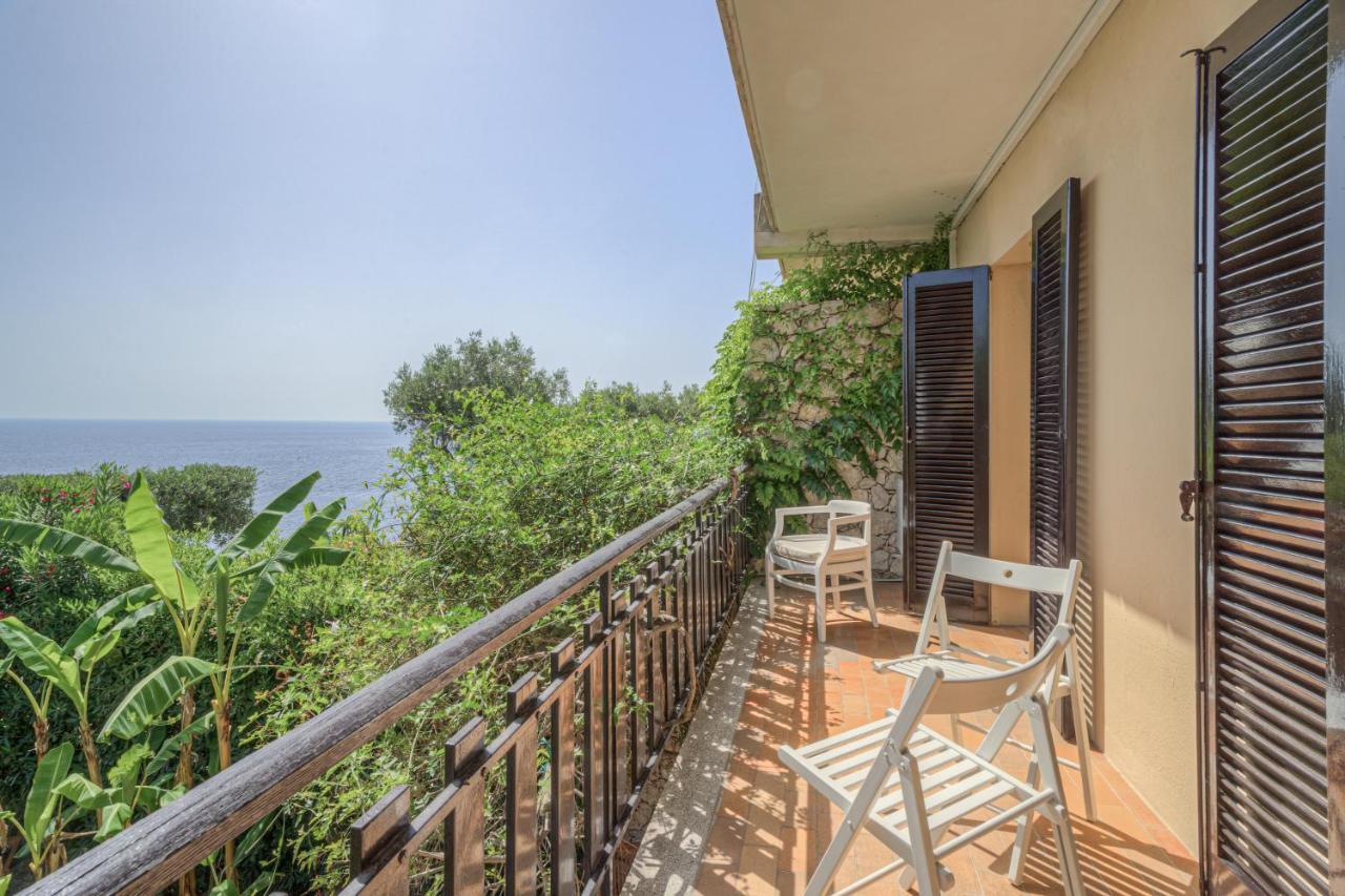 Villa Infinity Vista Mare E Relax Taormina Exterior photo